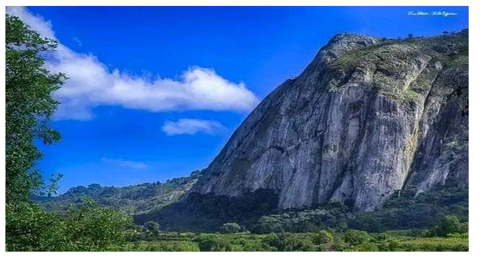 Manga Mountain for Paragliding
